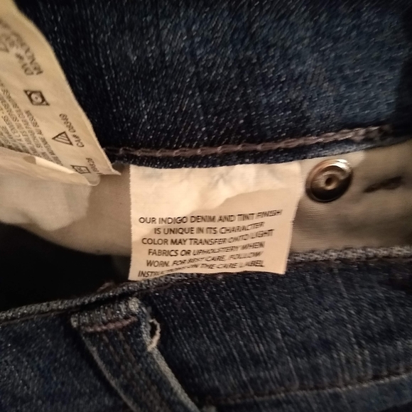 Gloria Vanderbilt Amanda capri jeans - Picture 10 of 11